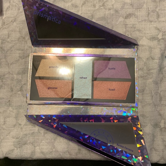 NEW Becca x Barbie Ferreira Face & Eye Palette - Picture 3 of 3